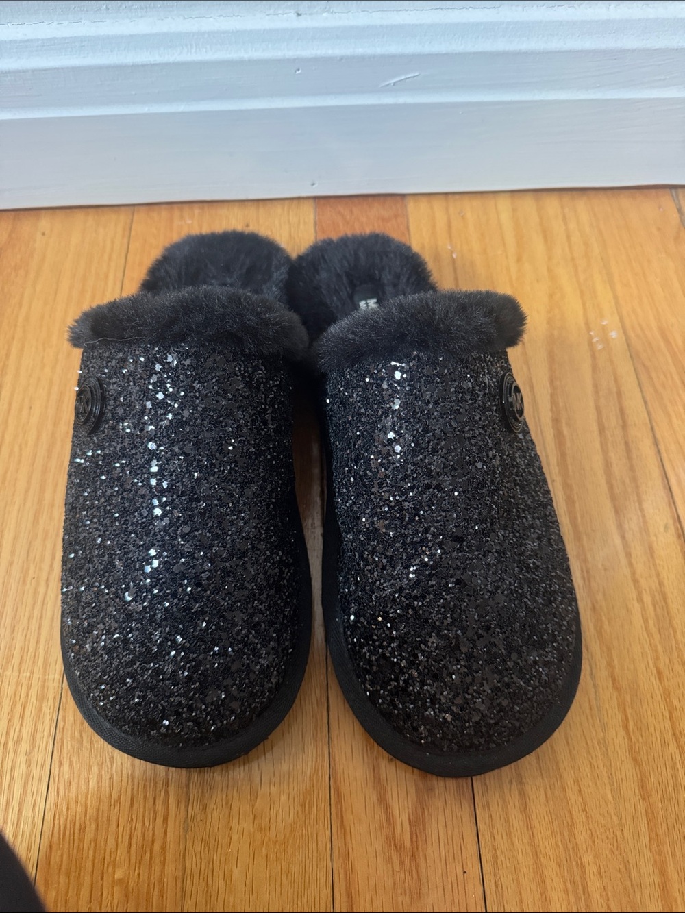 Michael Kors Black Glitter Faux-Fur Slip-On Slippers